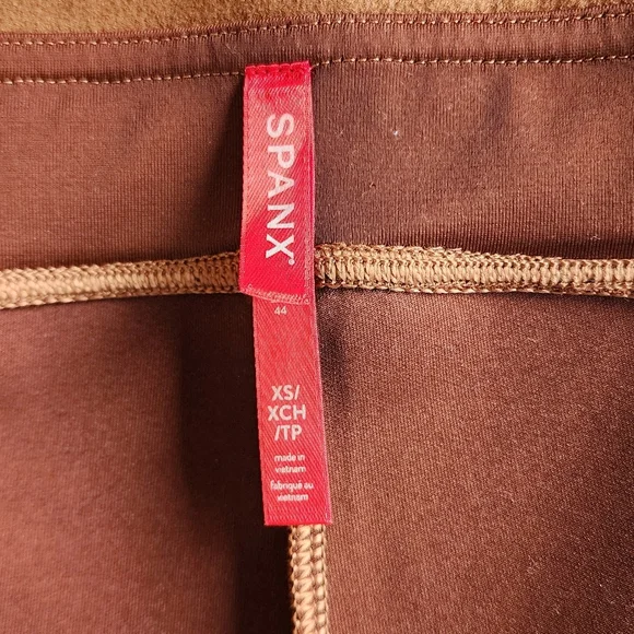 Spanx Faux Suede Pull Up Skinny Legging Pants Caramel Size XS Mid Rise Stretch - Picture 3 of 6